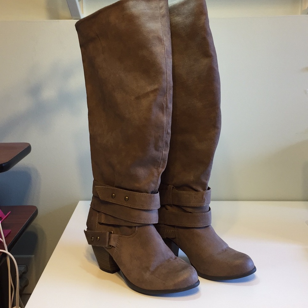 SHI by Journeys Knee High Boots Taupe